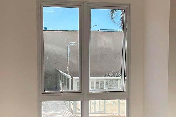 Portas de Correr no Sacomâ